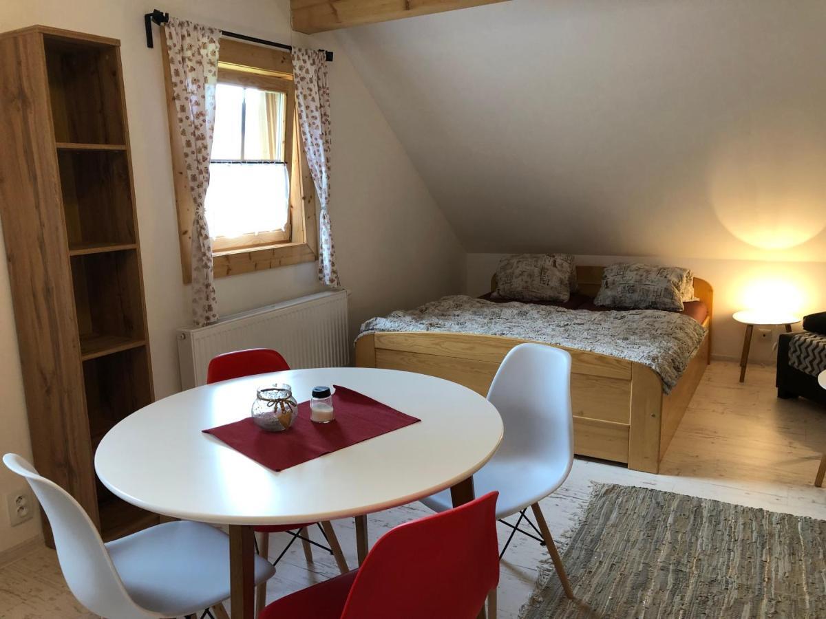 Apartman U Setra 페츠 포트 스네스코우 외부 사진